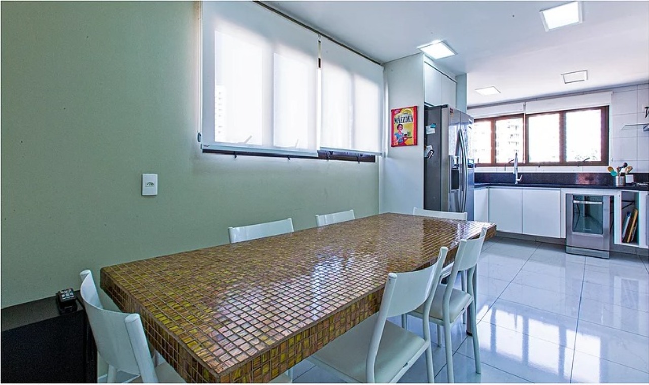 Apartamento à venda com 4 quartos, 230m² - Foto 9