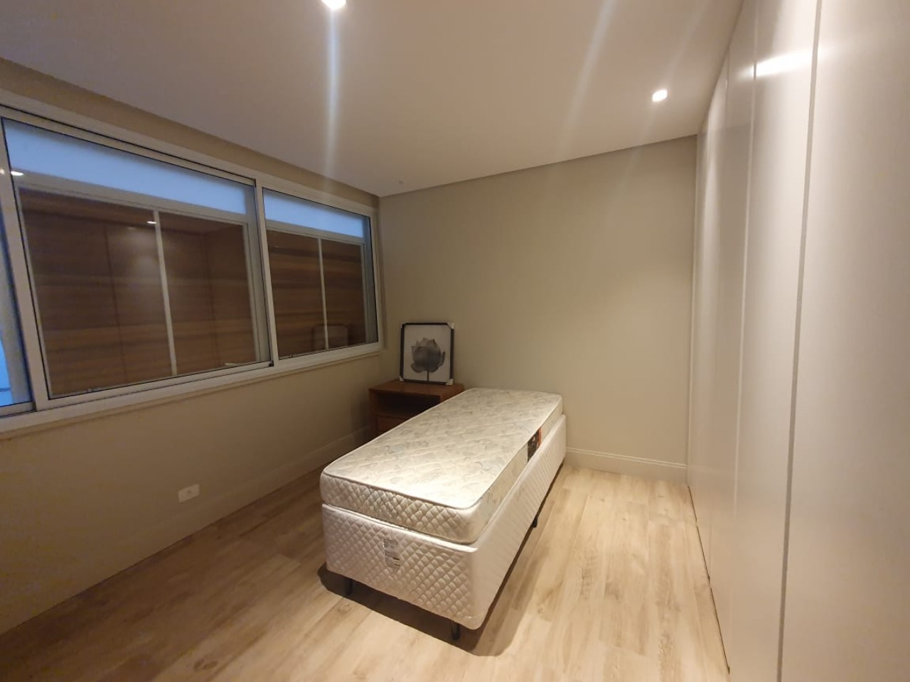 Apartamento à venda com 3 quartos, 137m² - Foto 28