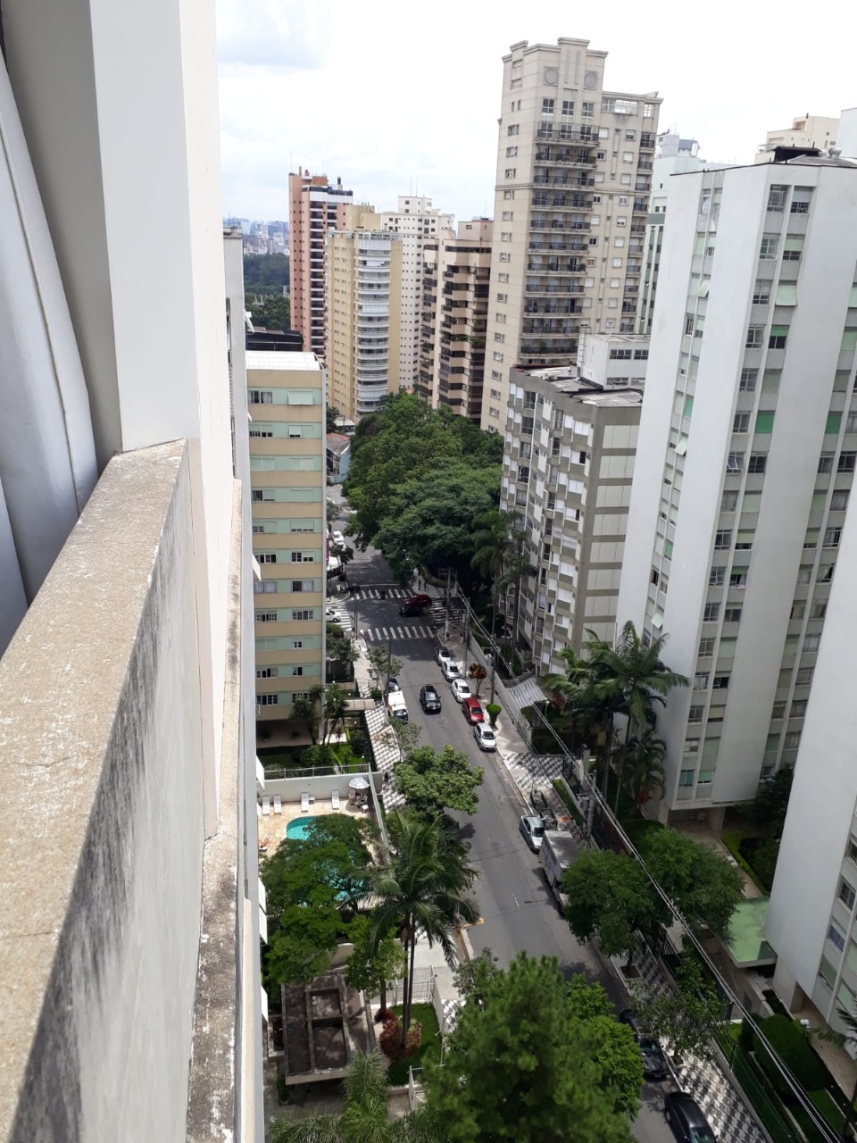 Apartamento à venda com 3 quartos, 198m² - Foto 8