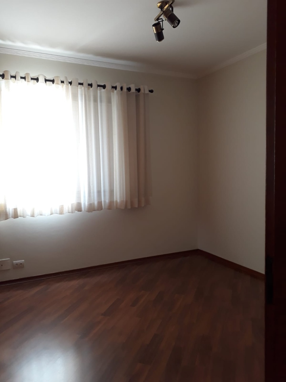 Apartamento à venda com 3 quartos, 198m² - Foto 14