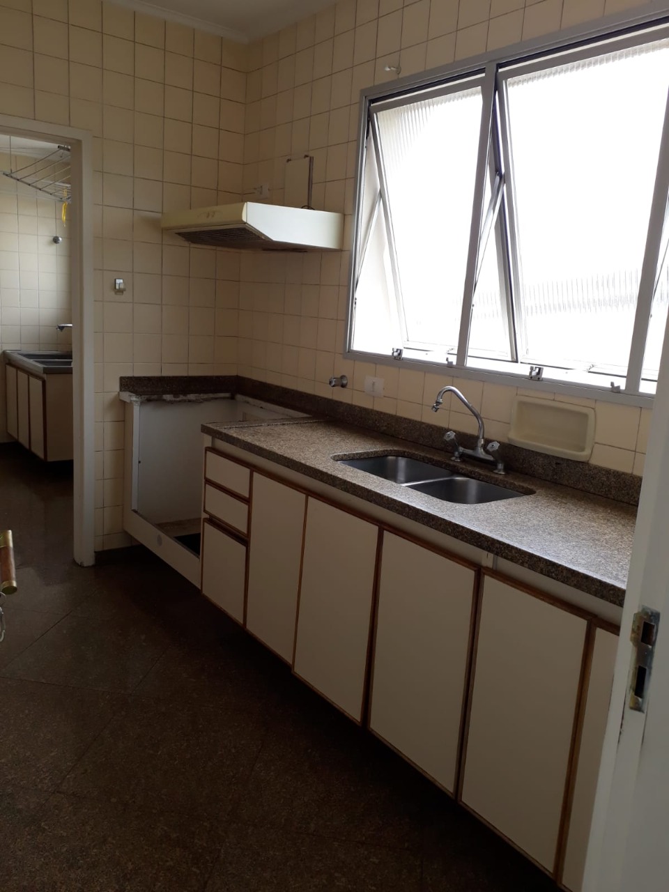 Apartamento à venda com 3 quartos, 198m² - Foto 21