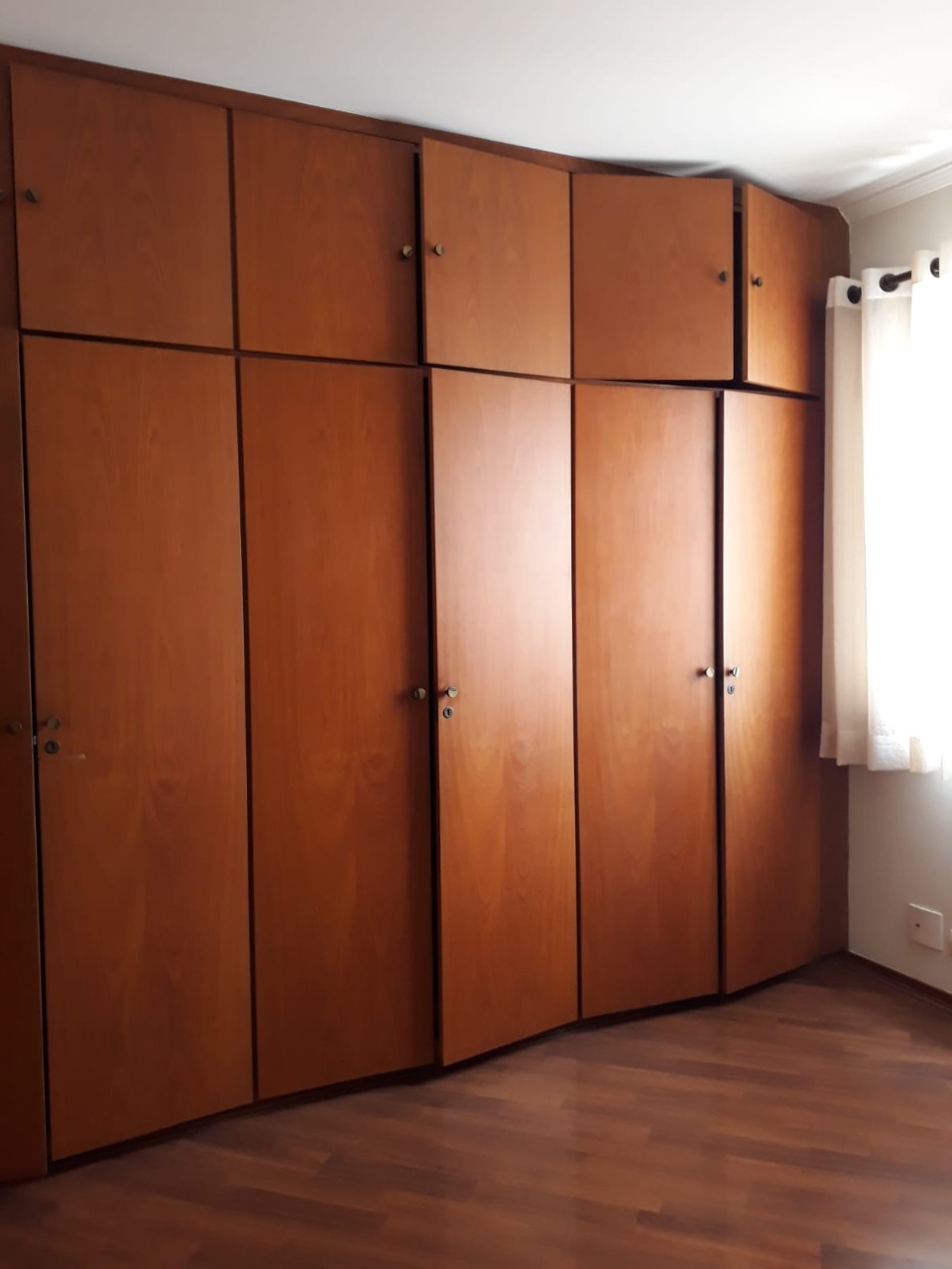 Apartamento à venda com 3 quartos, 198m² - Foto 28