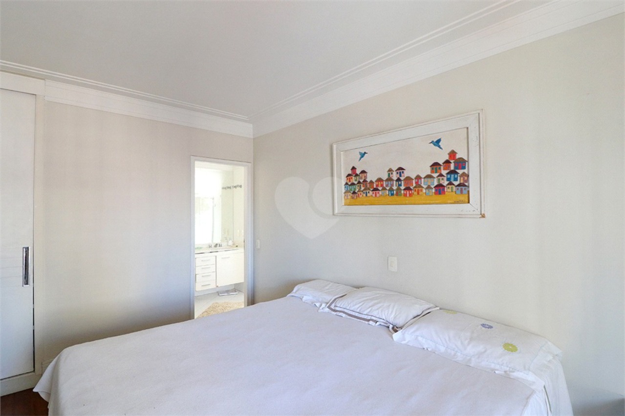 Apartamento à venda com 3 quartos, 170m² - Foto 16