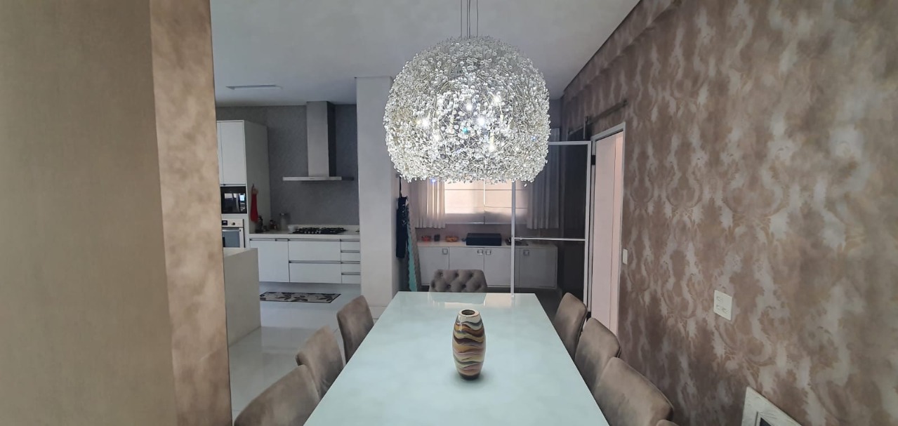 Apartamento à venda com 4 quartos, 214m² - Foto 7