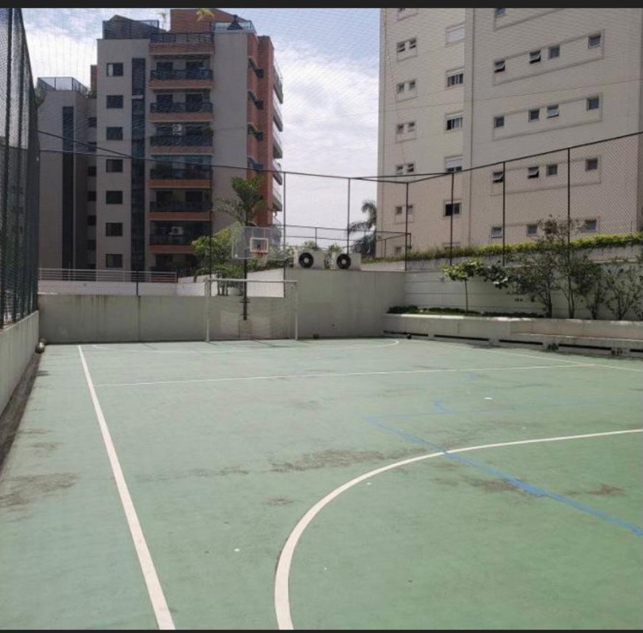 Apartamento à venda com 3 quartos, 200m² - Foto 12