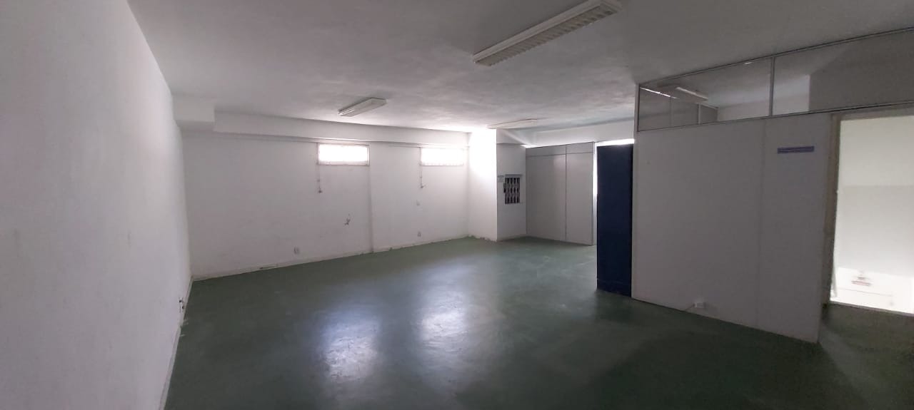 Prédio Inteiro à venda com 3 quartos, 600m² - Foto 6