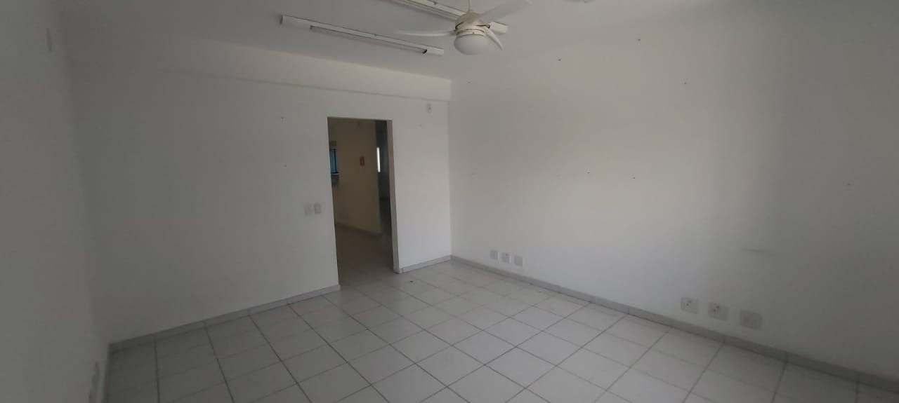 Prédio Inteiro à venda com 3 quartos, 600m² - Foto 12