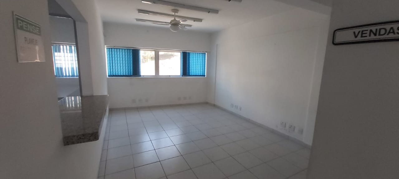 Prédio Inteiro à venda com 3 quartos, 600m² - Foto 26