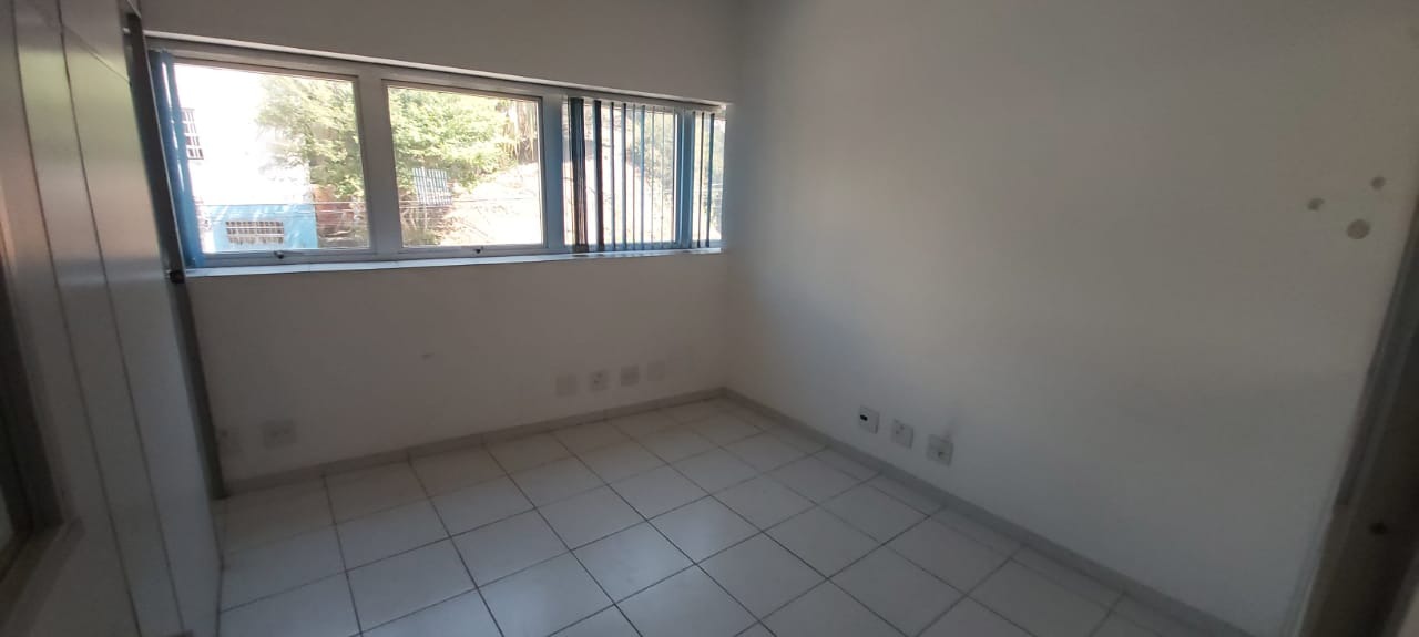 Prédio Inteiro à venda com 3 quartos, 600m² - Foto 31