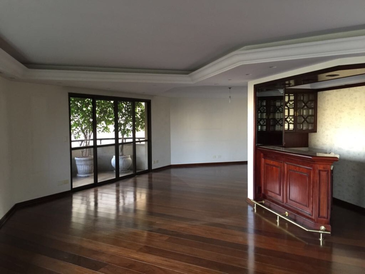 Apartamento à venda com 4 quartos, 370m² - Foto 4