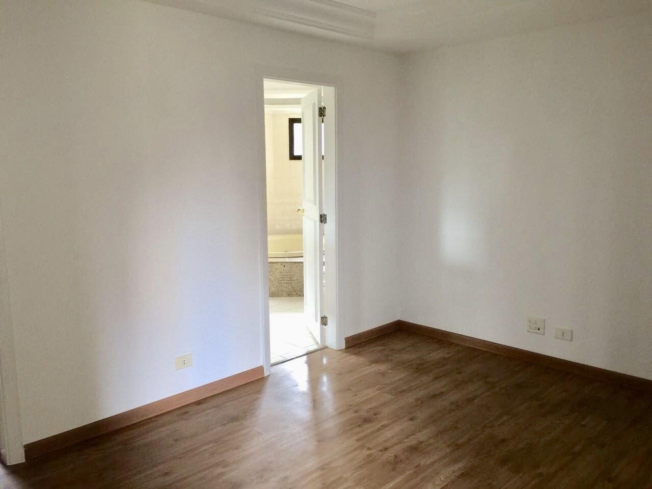 Apartamento à venda com 4 quartos, 370m² - Foto 11