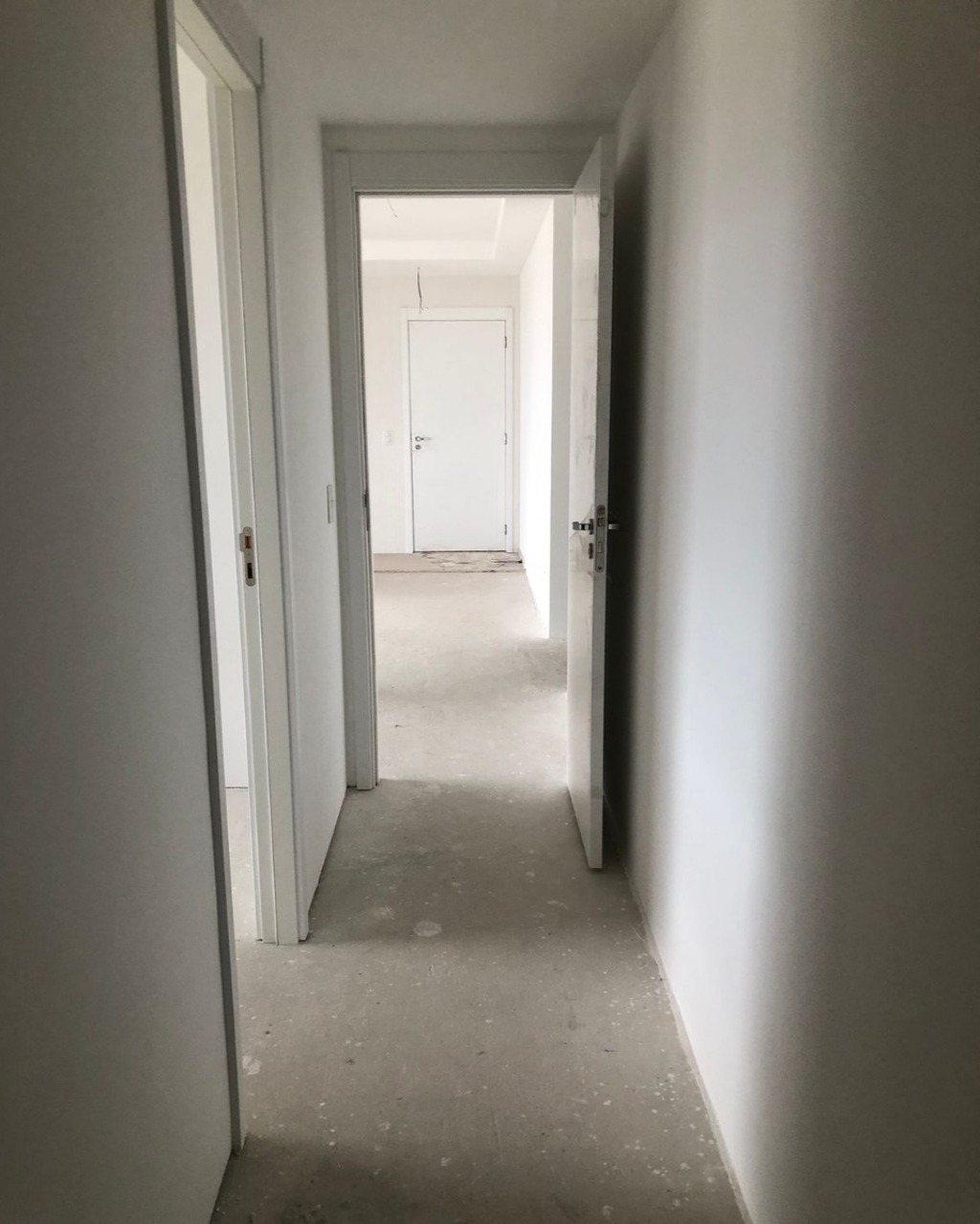 Apartamento à venda com 3 quartos, 107m² - Foto 7