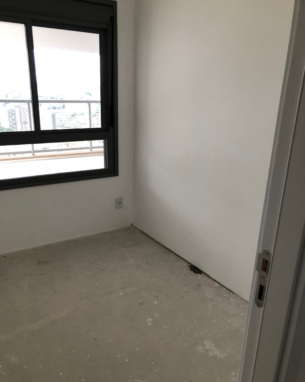 Apartamento à venda com 3 quartos, 107m² - Foto 8