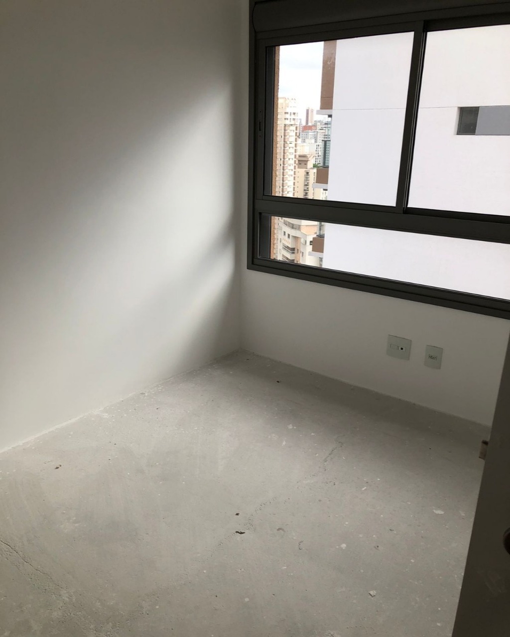 Apartamento à venda com 3 quartos, 107m² - Foto 9