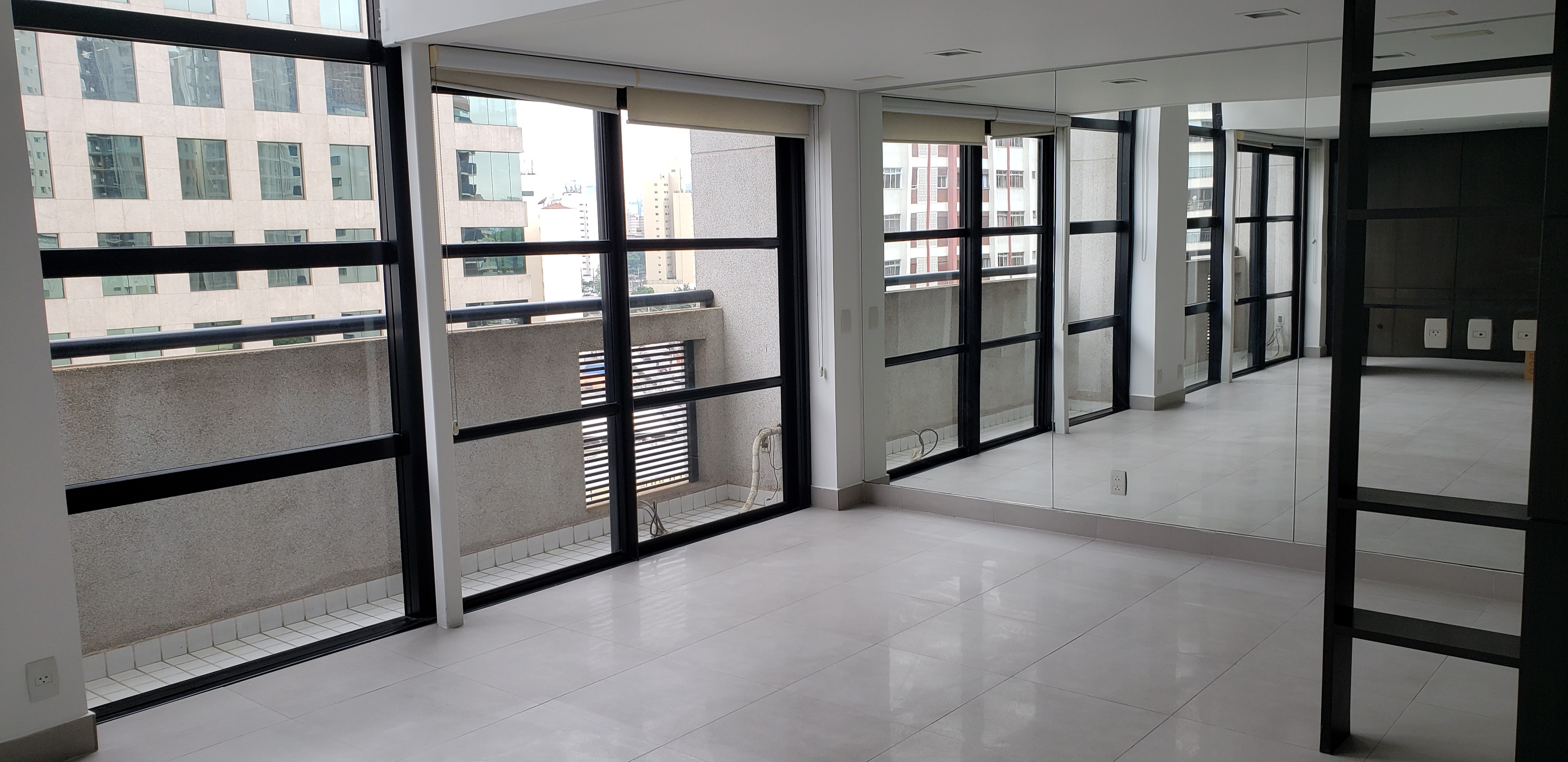 Apartamento à venda com 2 quartos, 88m² - Foto 2