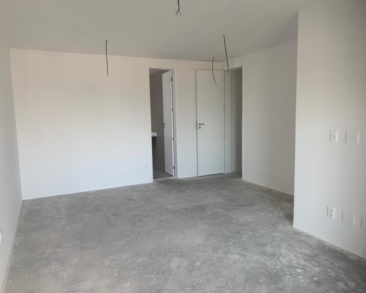 Apartamento à venda com 4 quartos, 271m² - Foto 4