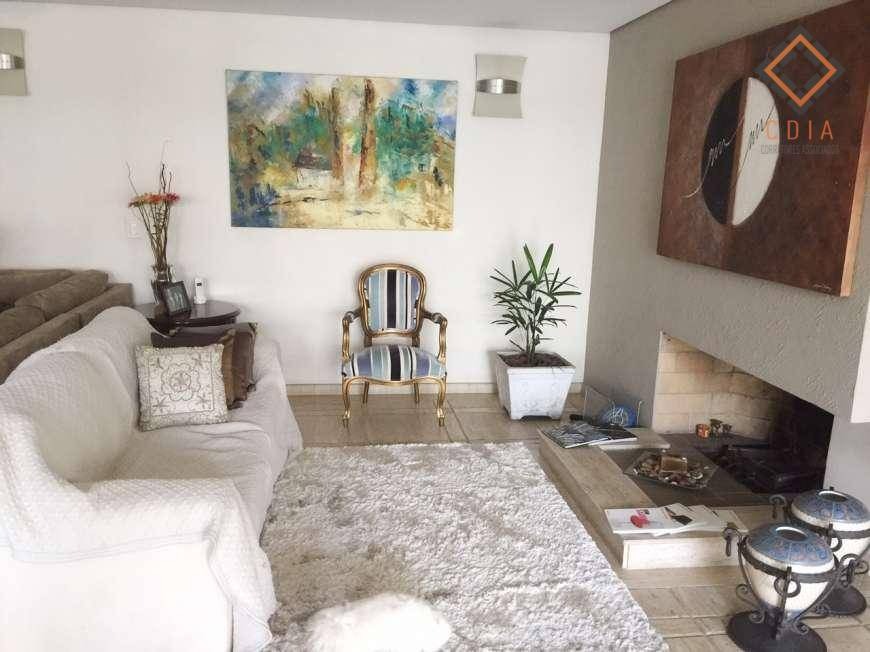 Casa à venda com 6 quartos, 600m² - Foto 16