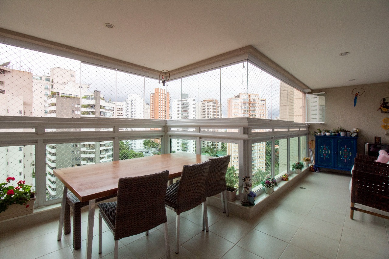 Apartamento à venda com 3 quartos, 155m² - Foto 6