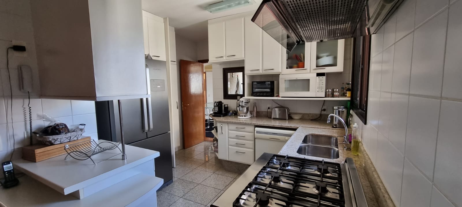 Apartamento à venda com 4 quartos, 226m² - Foto 14