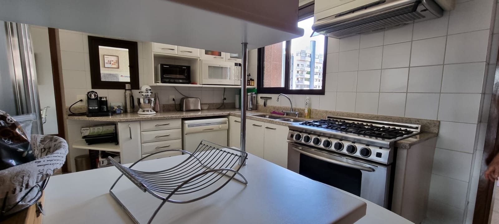 Apartamento à venda com 4 quartos, 226m² - Foto 15