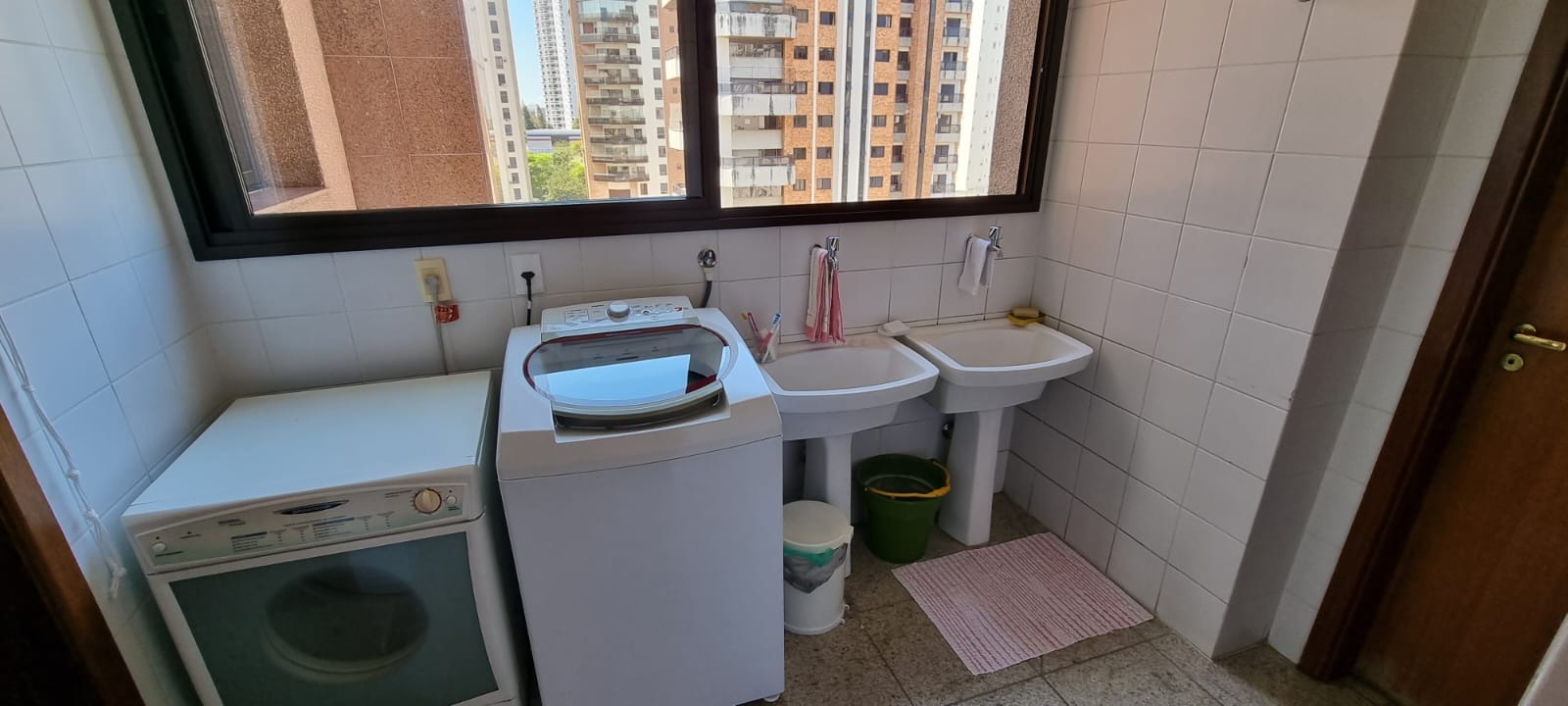 Apartamento à venda com 4 quartos, 226m² - Foto 25