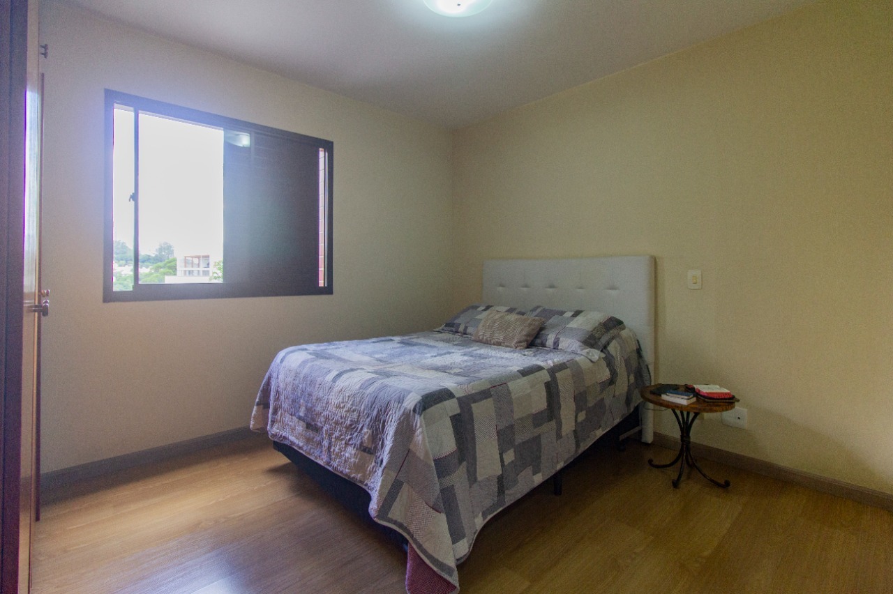 Apartamento à venda com 3 quartos, 121m² - Foto 25