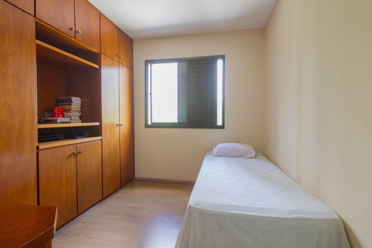 Apartamento à venda com 3 quartos, 121m² - Foto 26