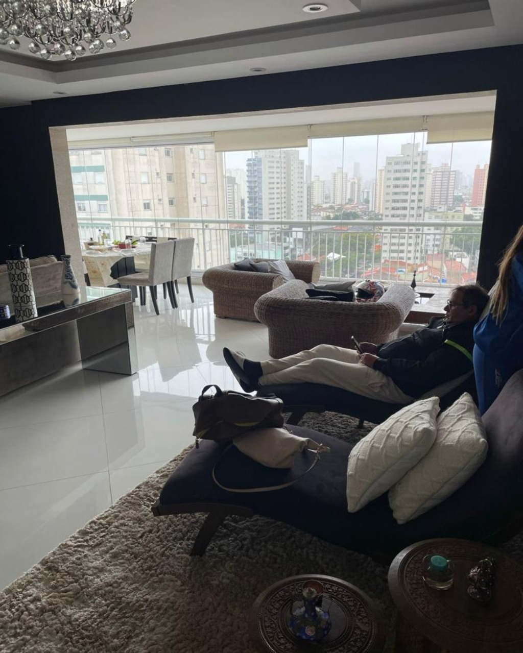 Cobertura à venda com 4 quartos, 265m² - Foto 4