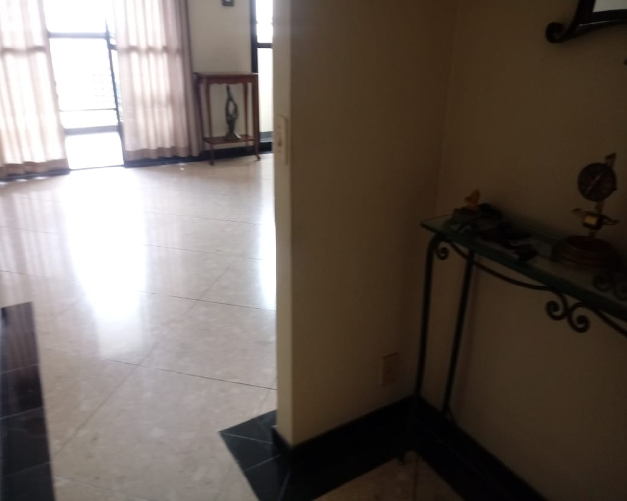 Apartamento à venda com 5 quartos, 230m² - Foto 19