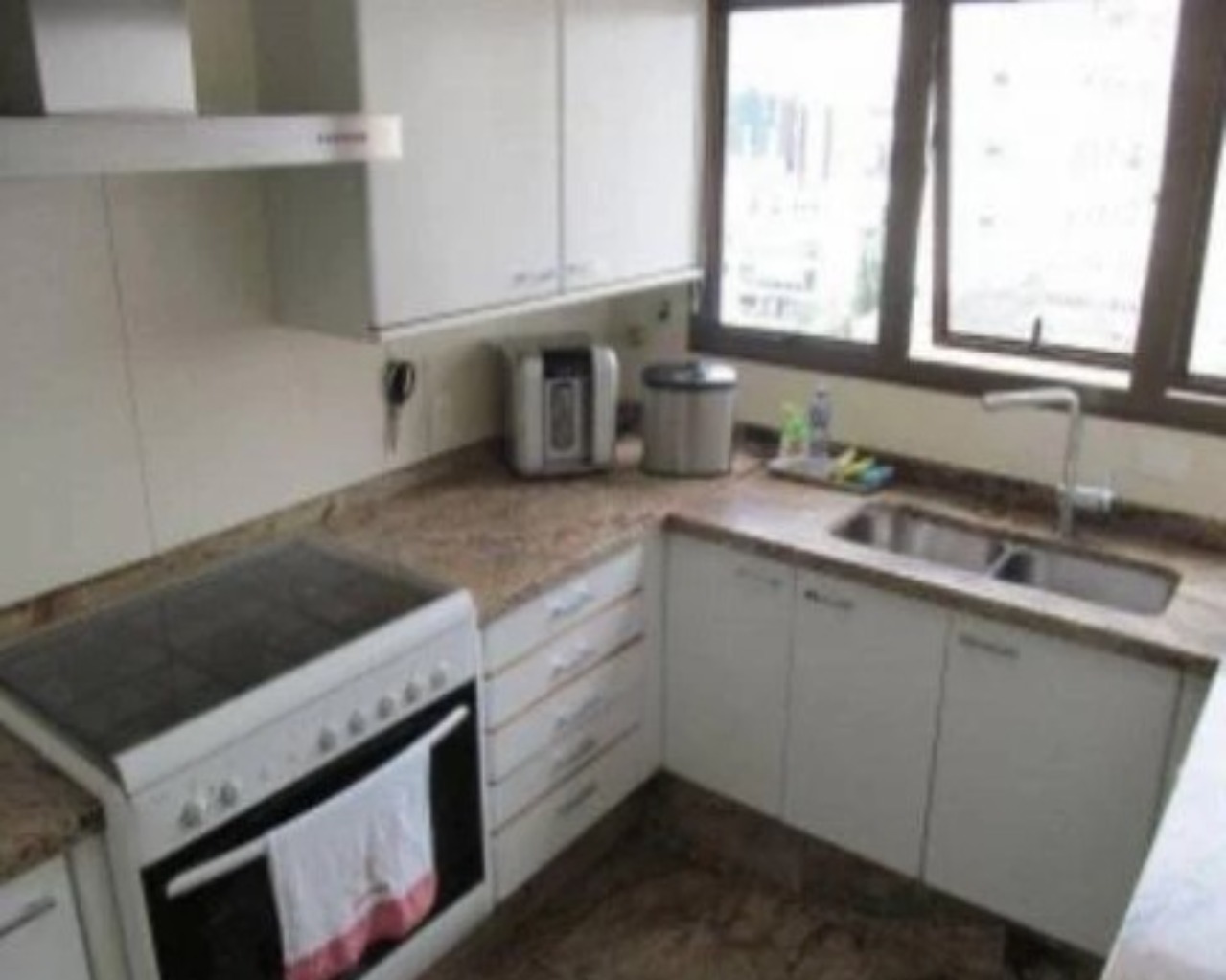 Apartamento à venda com 4 quartos, 272m² - Foto 17