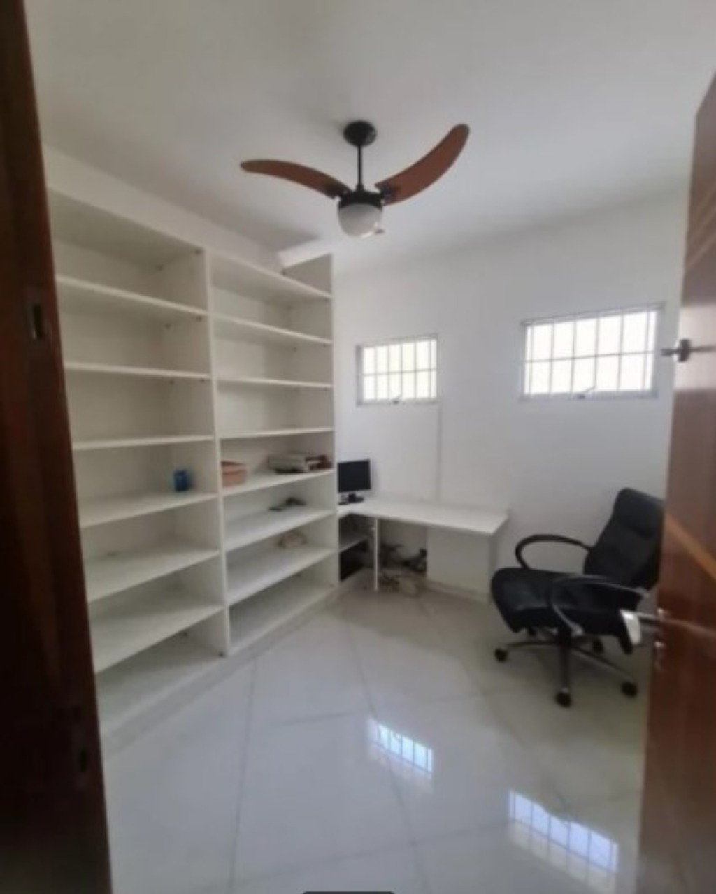 Casa à venda com 3 quartos, 184m² - Foto 10