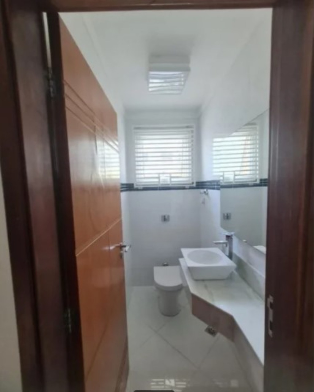 Casa à venda com 3 quartos, 184m² - Foto 14