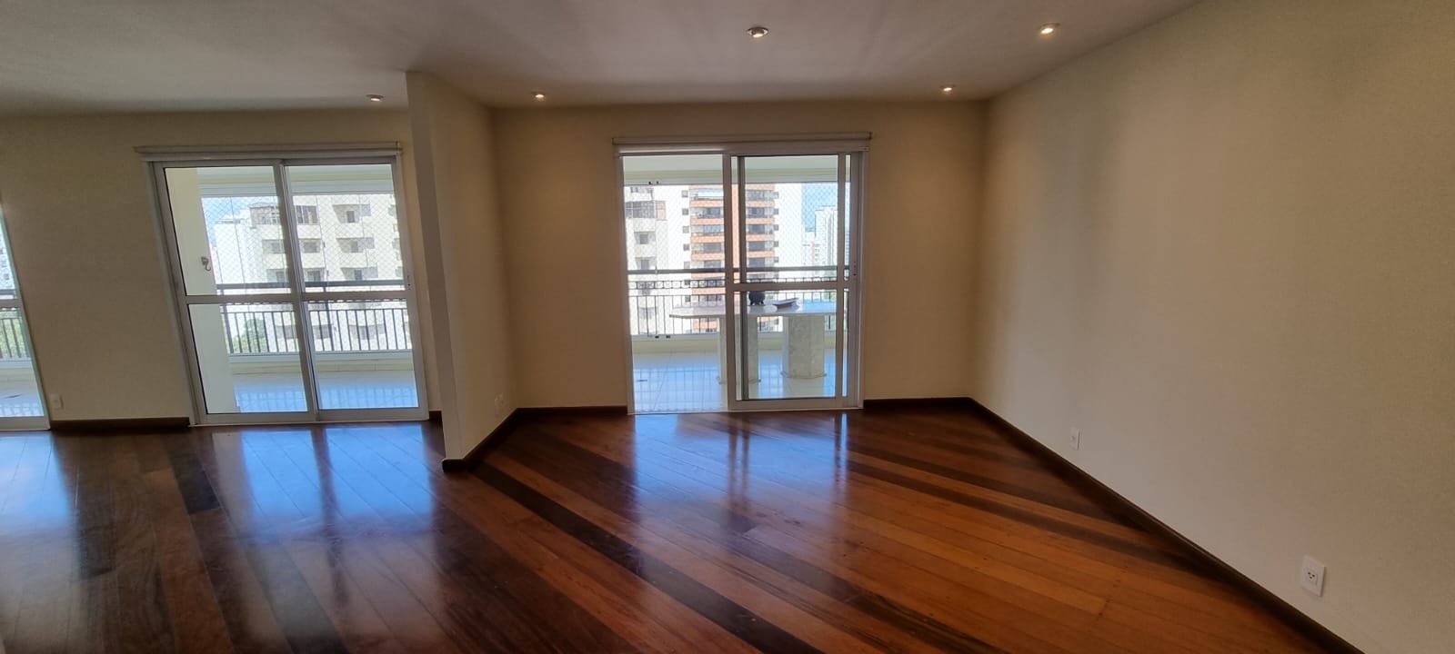 Apartamento à venda com 4 quartos, 401m² - Foto 8