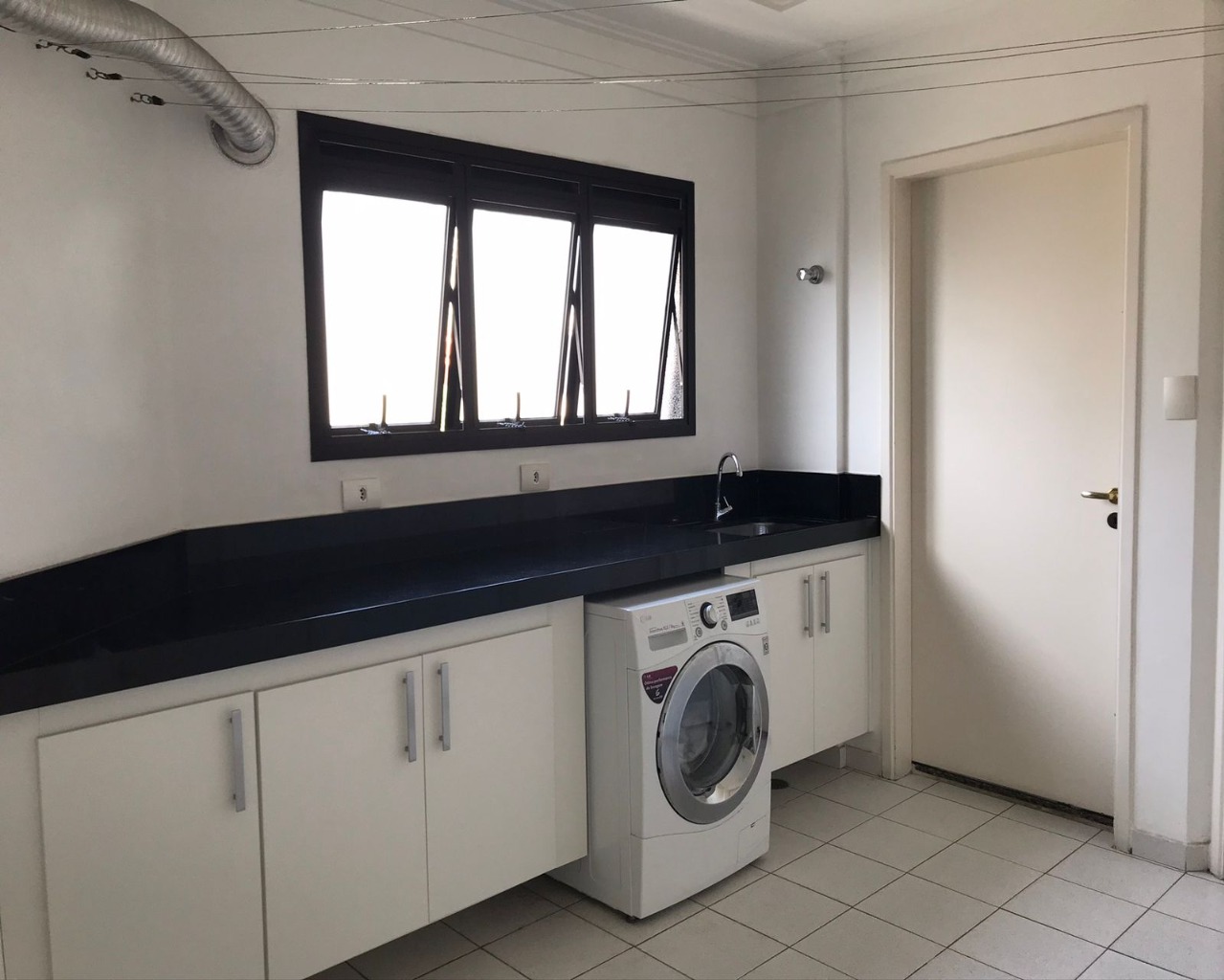 Apartamento à venda com 4 quartos, 240m² - Foto 15