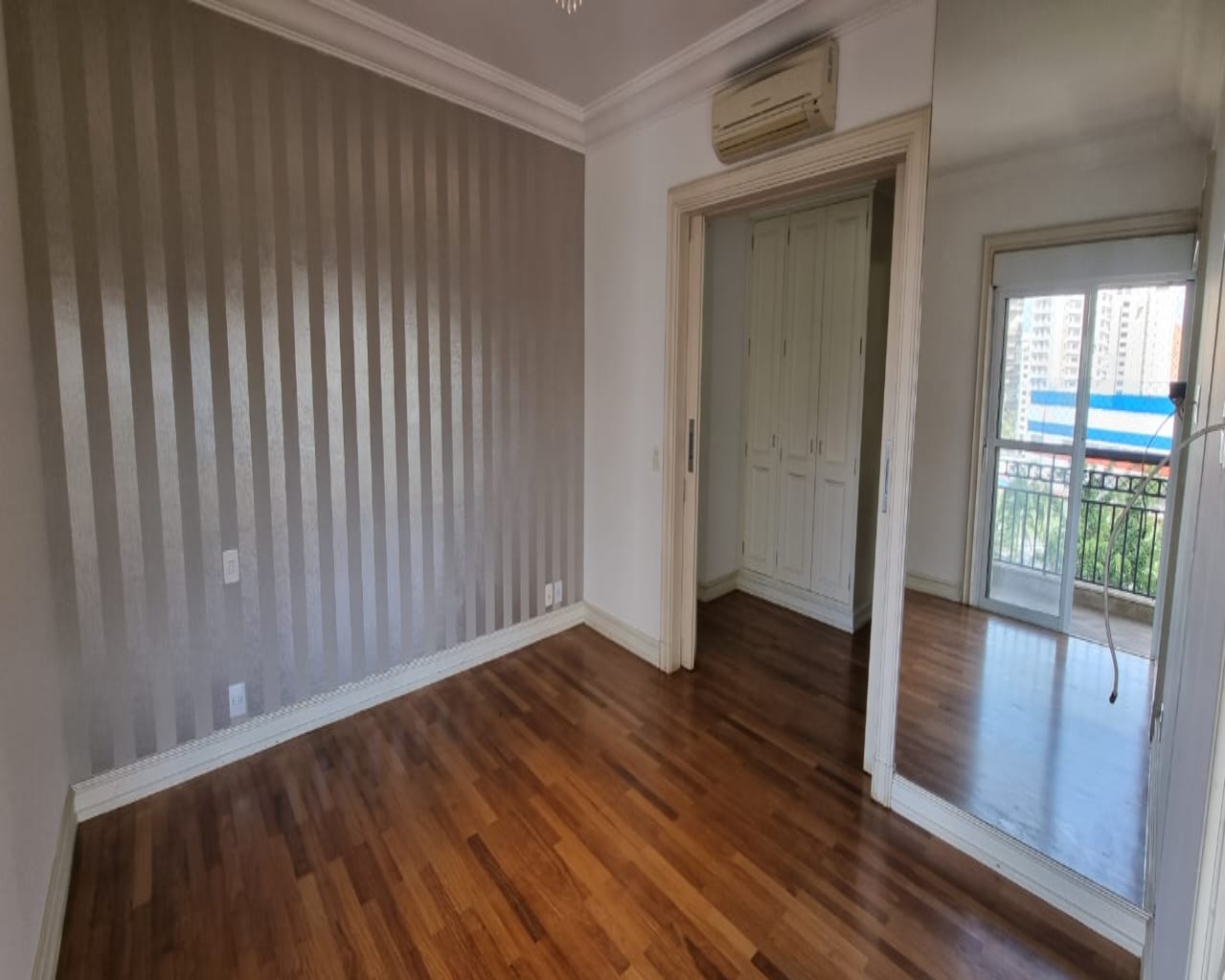 Apartamento à venda com 4 quartos, 401m² - Foto 16