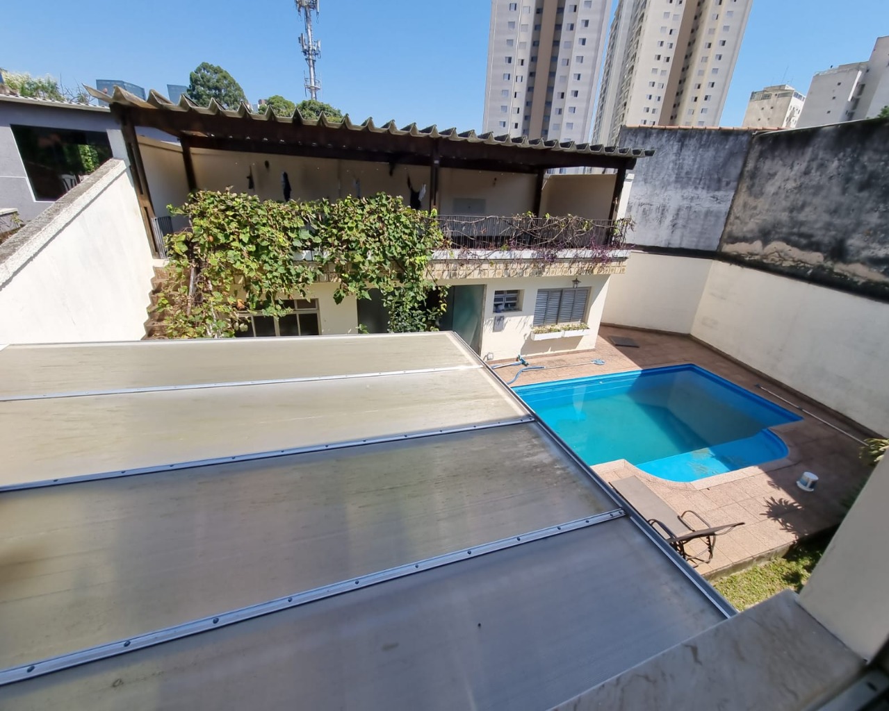 Sobrado à venda com 5 quartos, 400m² - Foto 2