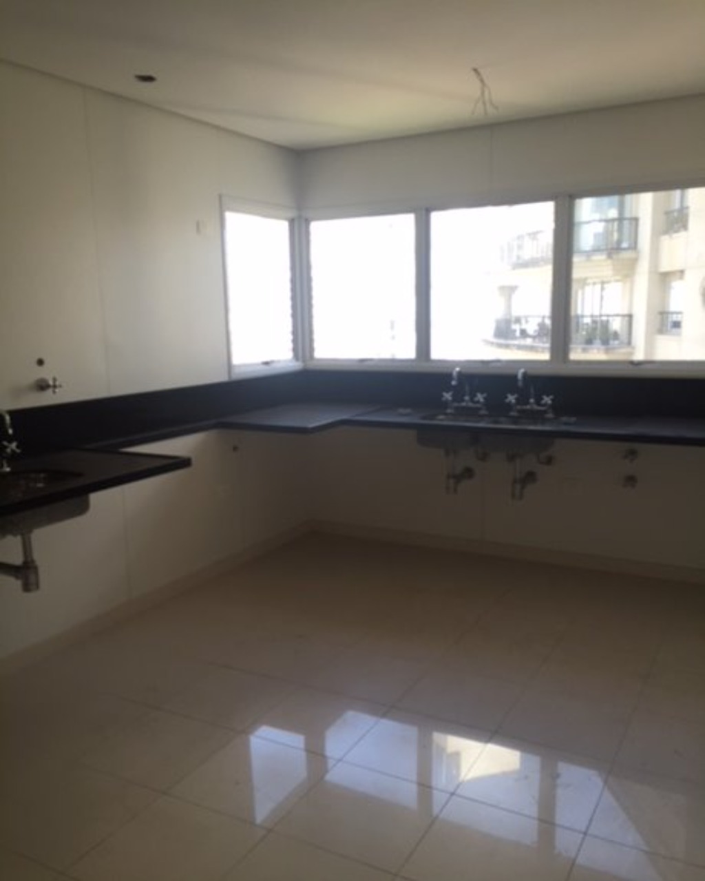 Apartamento à venda com 4 quartos, 425m² - Foto 15