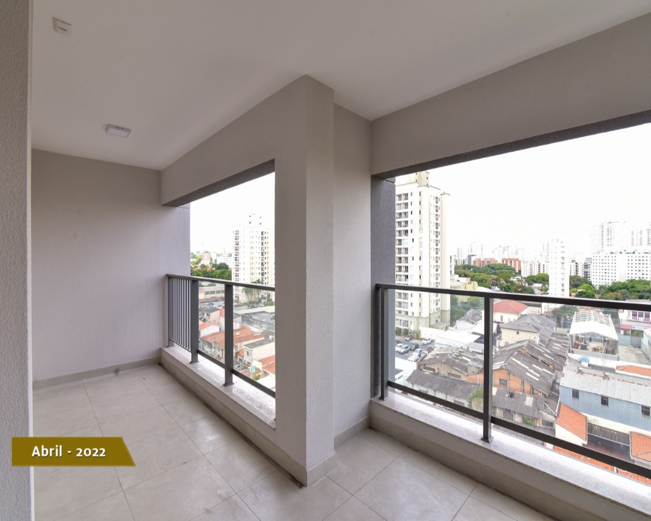 Apartamento à venda com 3 quartos, 115m² - Foto 2