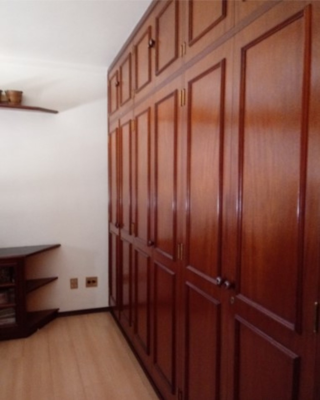 Apartamento à venda com 4 quartos, 214m² - Foto 3