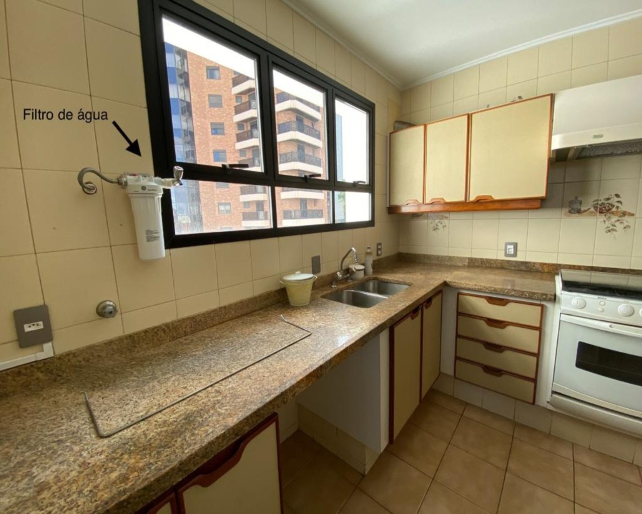 Apartamento à venda com 4 quartos, 340m² - Foto 8