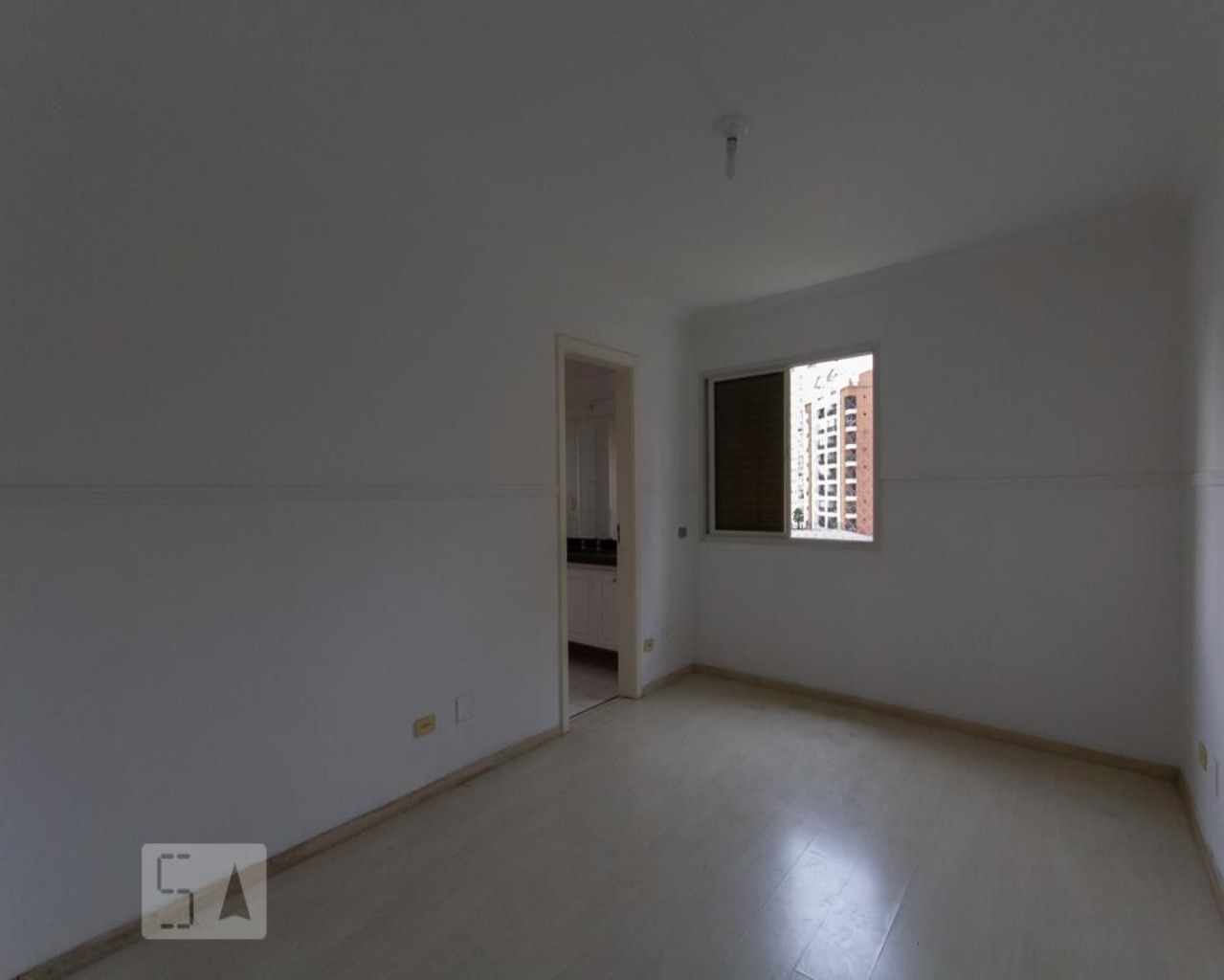 Apartamento à venda com 3 quartos, 262m² - Foto 4