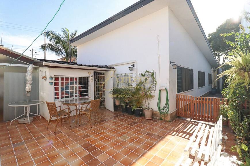 Casa à venda com 3 quartos, 300m² - Foto 11