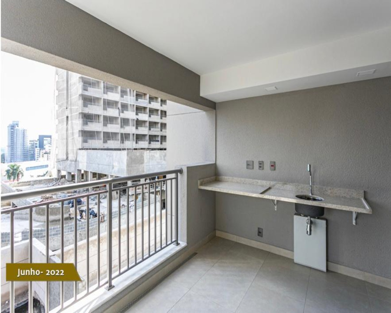 Apartamento à venda com 3 quartos, 154m² - Foto 4