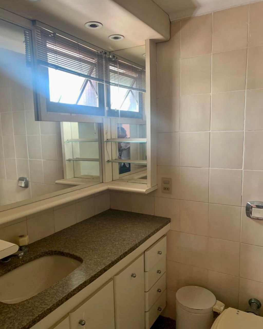 Apartamento à venda com 4 quartos, 192m² - Foto 9