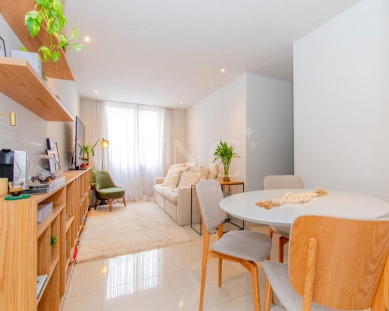 Apartamento à venda com 3 quartos, 86m² - Foto 1