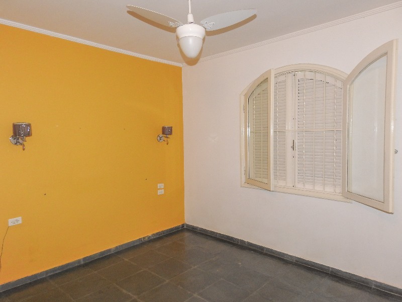 Casa à venda com 3 quartos, 235m² - Foto 22