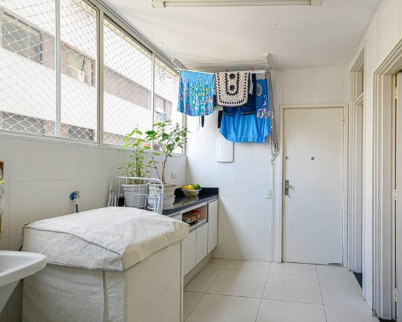 Apartamento à venda com 3 quartos, 160m² - Foto 8