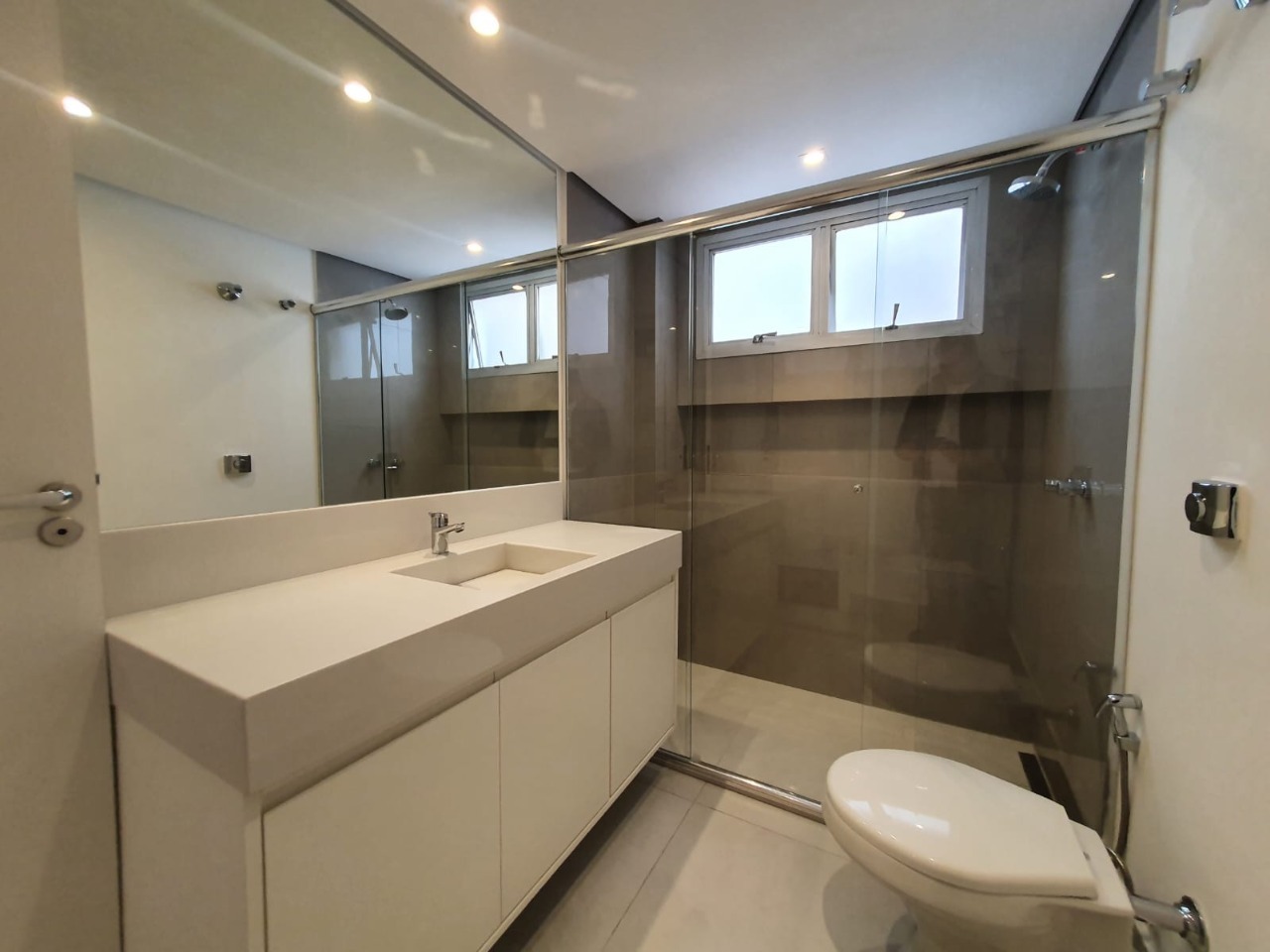 Apartamento à venda com 3 quartos, 135m² - Foto 19