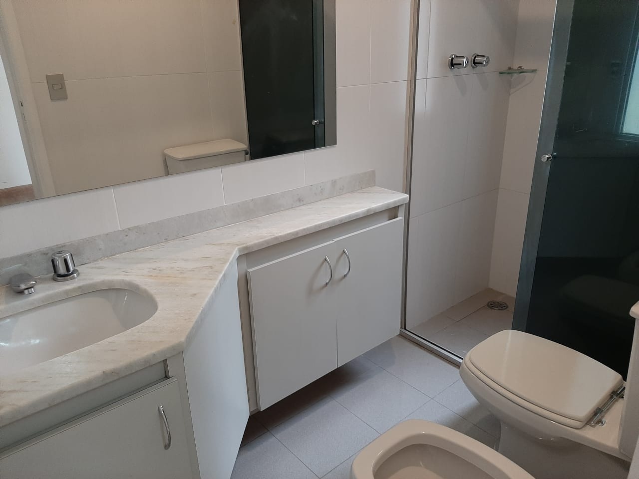 Apartamento à venda com 3 quartos, 170m² - Foto 5