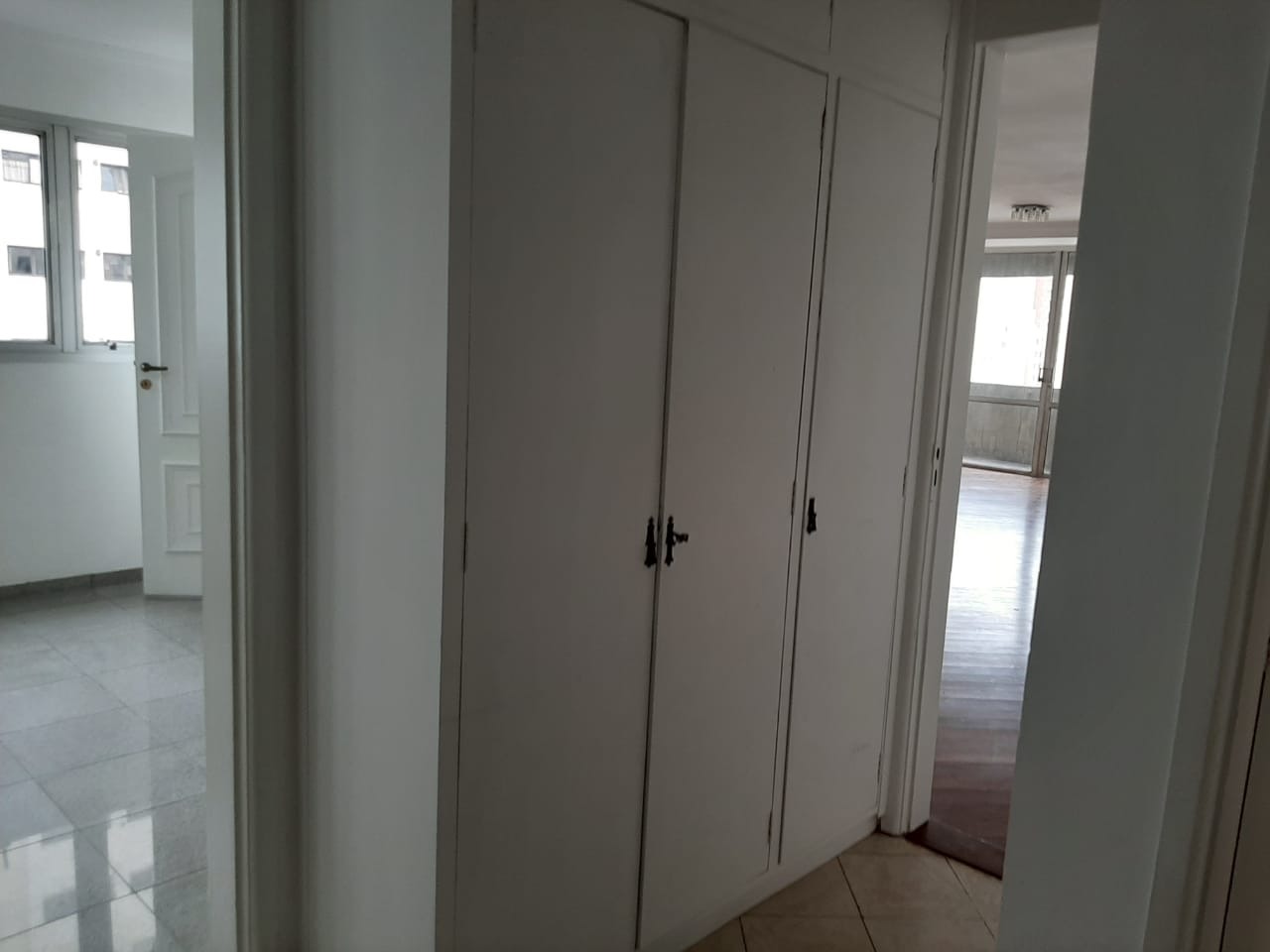 Apartamento à venda com 3 quartos, 170m² - Foto 11